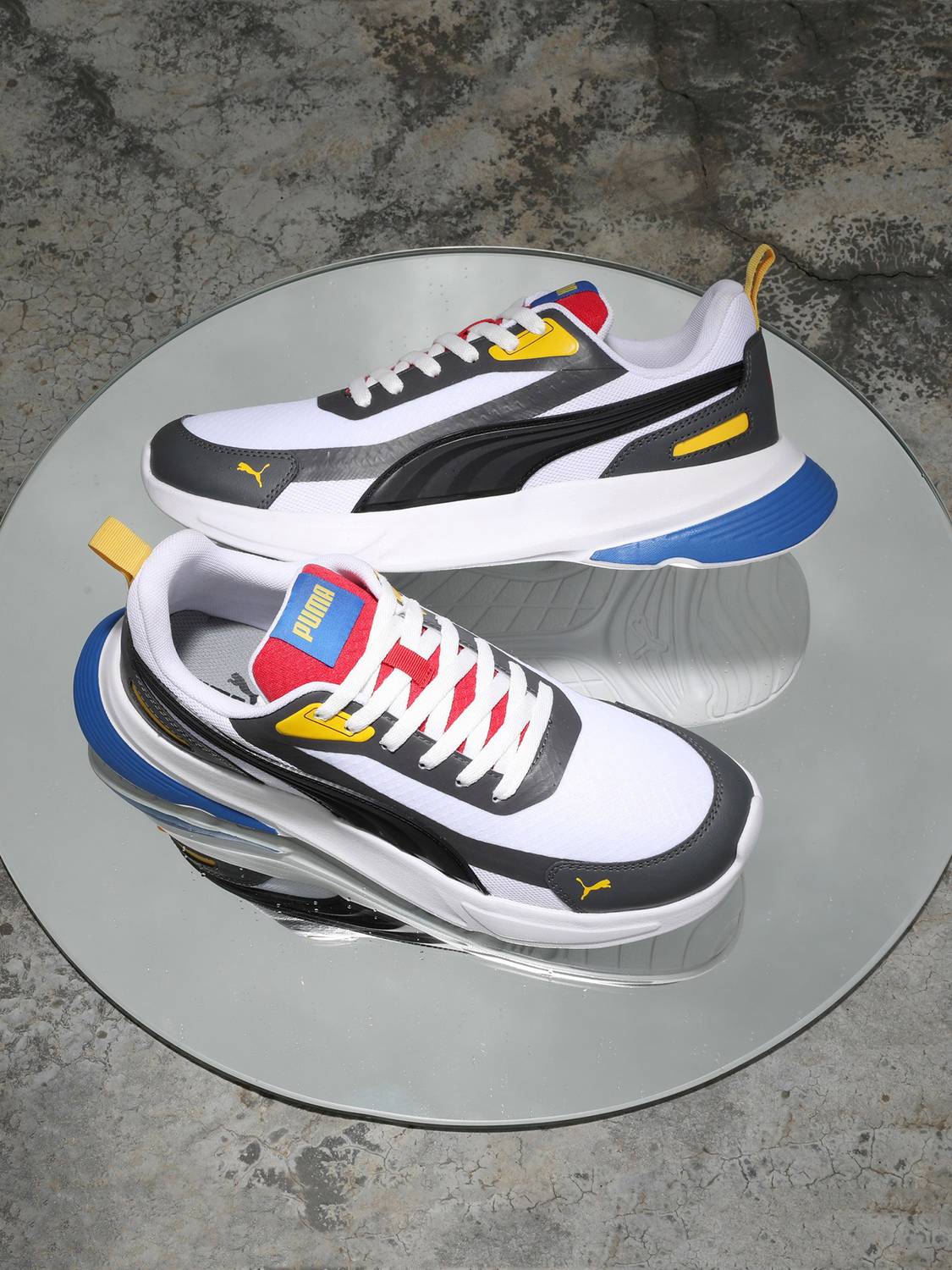 PUMA Rungryp White Sneakers For Men - Image 1