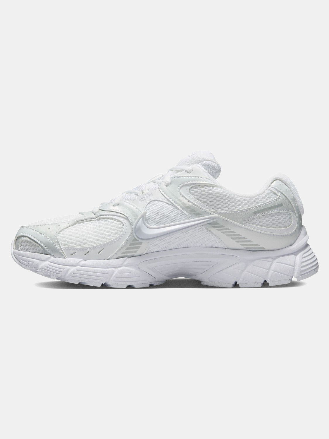 Image of NIKE V5 RNR Sneakers For Men