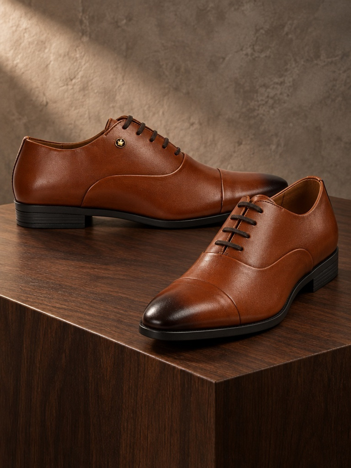 Image of LOUIS PHILIPPE Premium Leather Breathable Anti-Slip with Heel Formal Oxford For Men