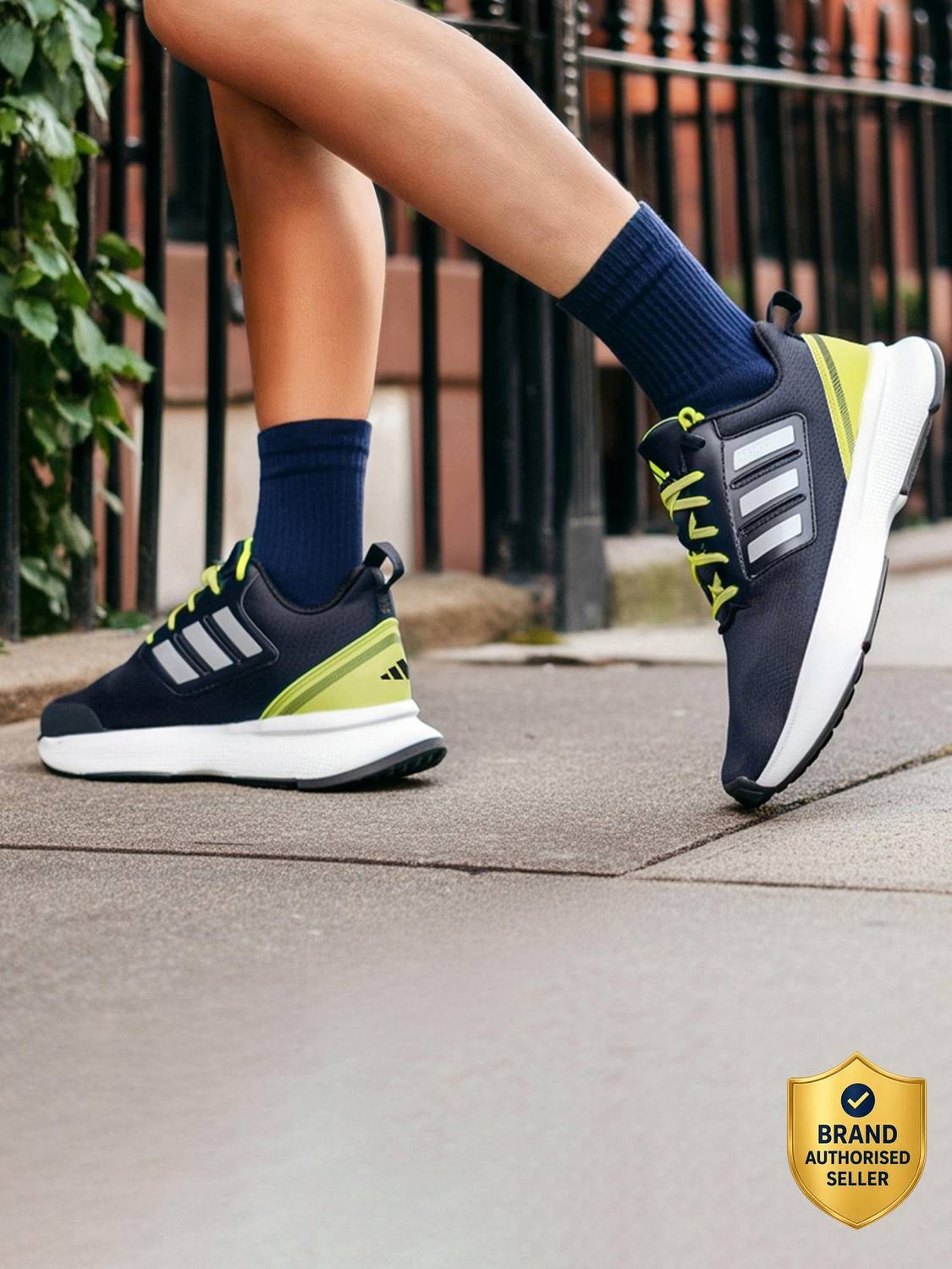 Adidas Stunicon M Blue Running Shoes For Men - Image 1