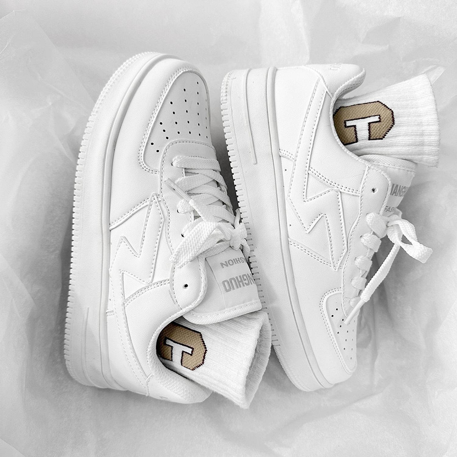 ICUREM White Casual Outdoor Sneakers - Image 3