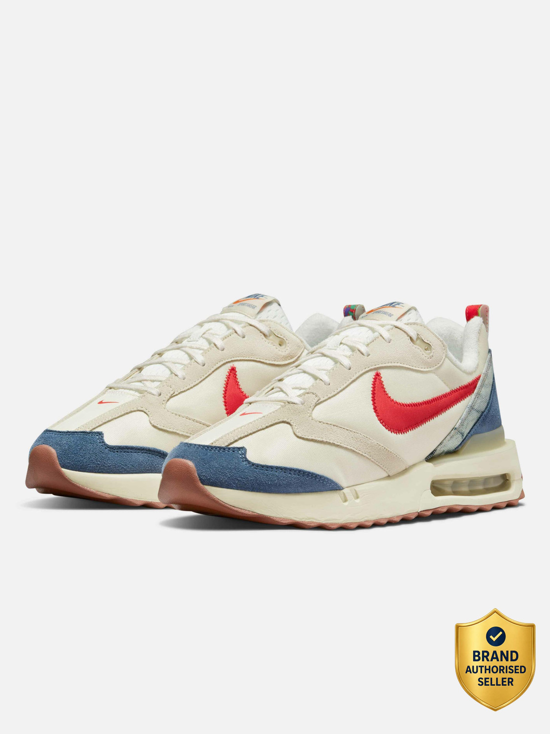 Image of NIKE AIR MAX DAWN Sneakers For Unisex
