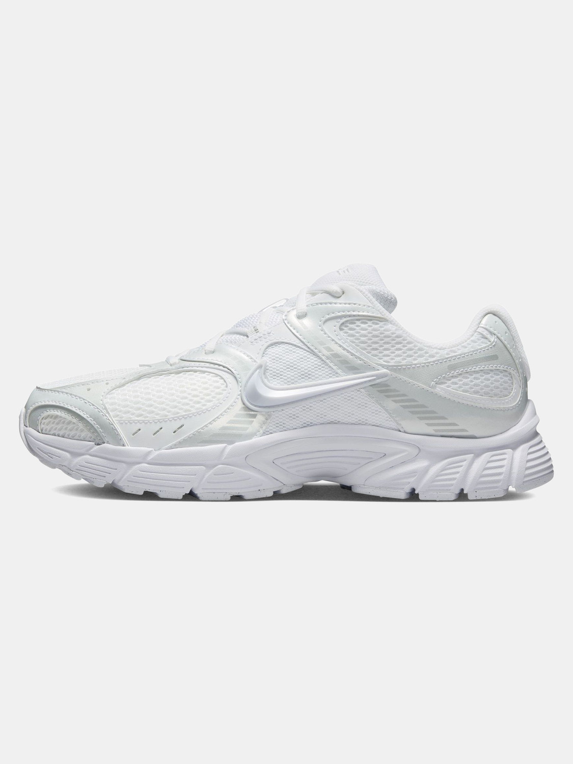 Image of NIKE V5 RNR Sneakers For Men