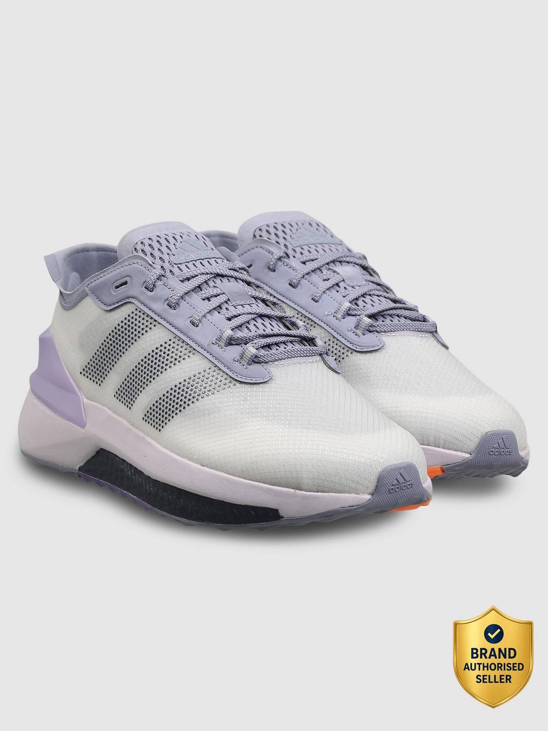 ADIDAS AVRYN Running Shoes For Men - Buy ADIDAS AVRYN Running