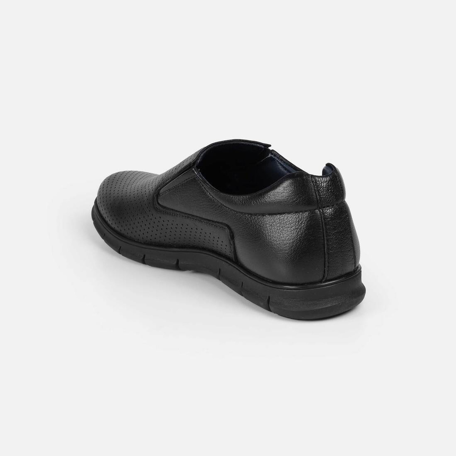 Image of MOCHI Slip On Sneakers For Men