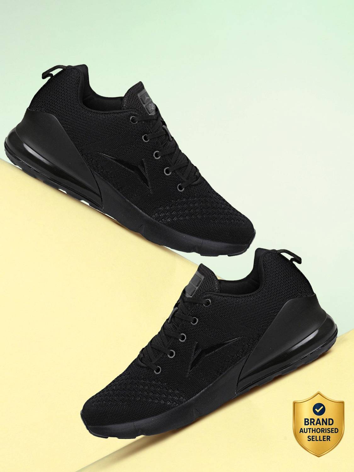JQR HILTON PLUS Men's Black Running Shoes
