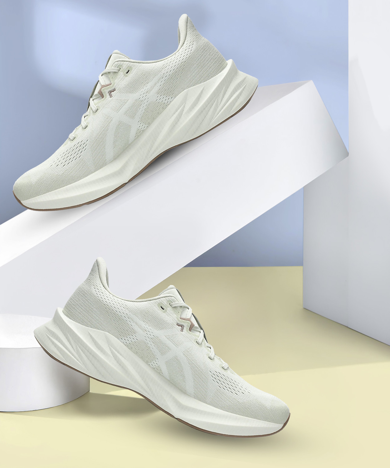 Image of Asics DYNABLAST 5 Running Shoes For Men