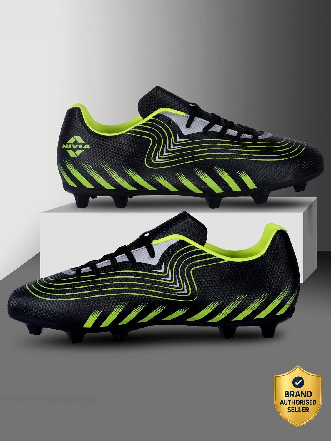 NIVIA KINATIC Football Shoes For Men