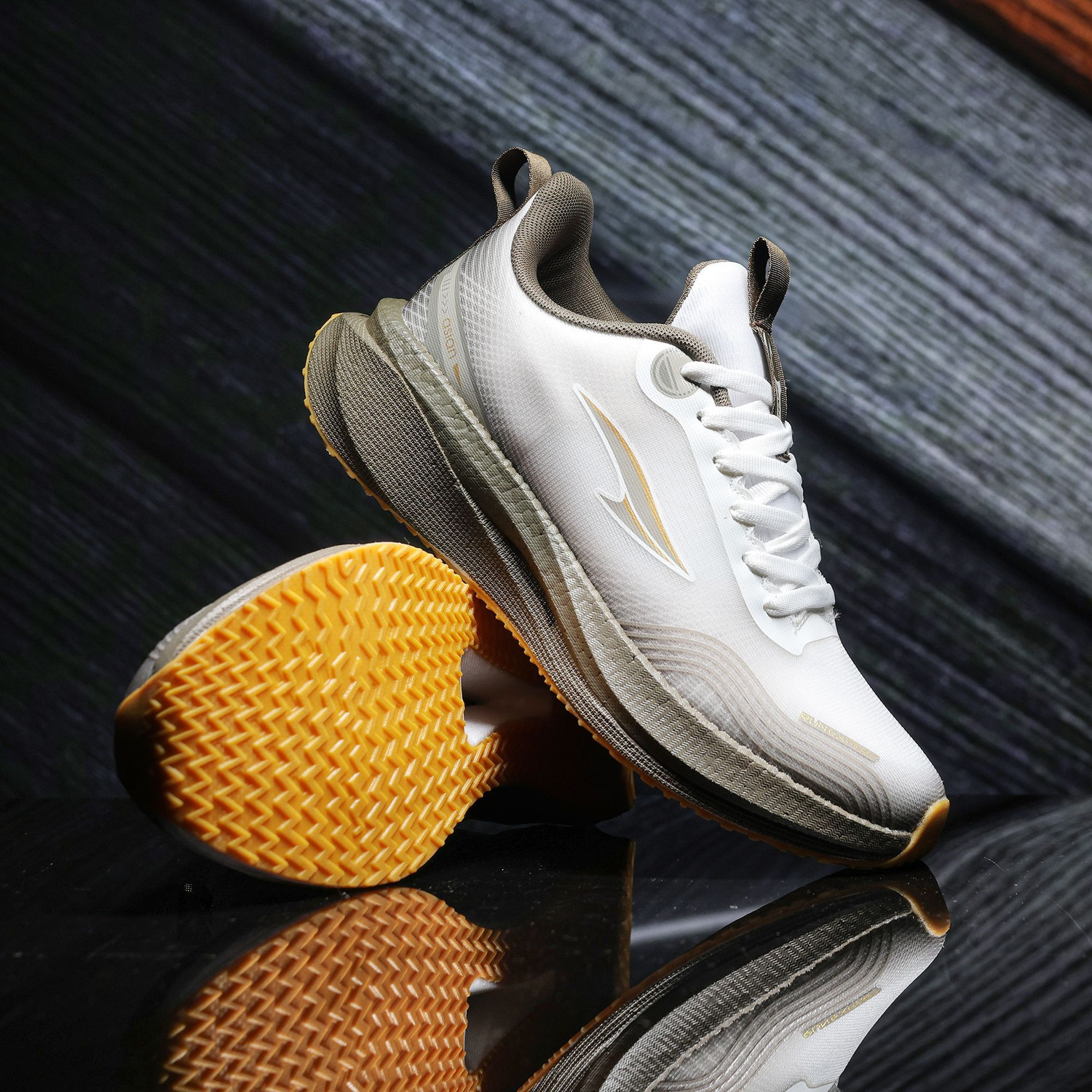 Image of asian Sneakers For Men