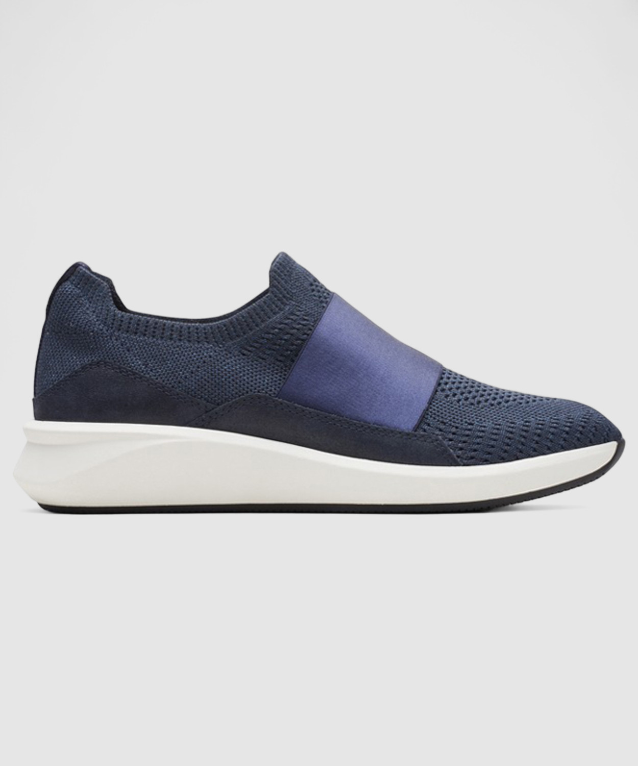 Image of CLARKS Un Rio Knit NAVY COMBI Outdoors For Women