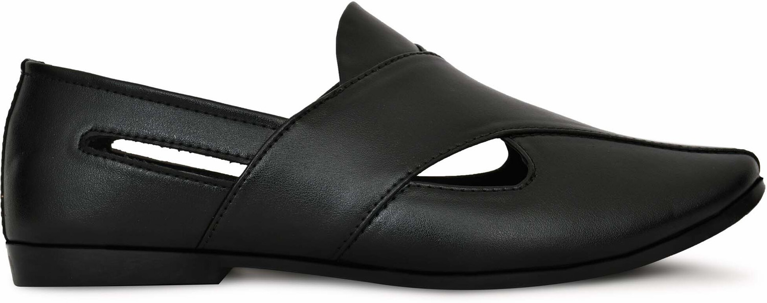 Image of WALKWISE WALK-WISE MENS TRENDINGETHNIC JUTTIES, MOJARIES, PARTYWEAR AND DAILY USE Slip On For Men