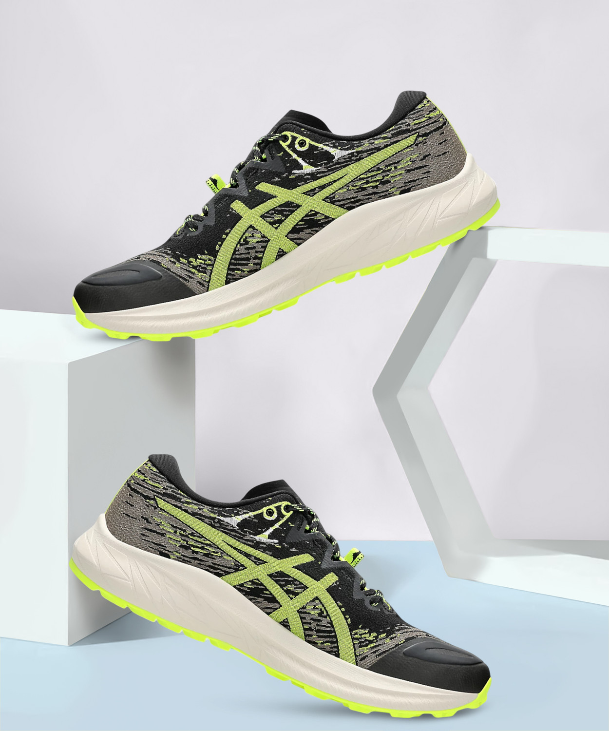 Image of Asics Fuji Lite 5 Running Shoes For Men
