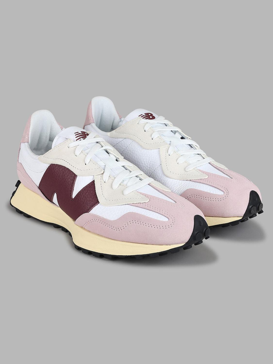 Image of New Balance 327 Sneakers For Men
