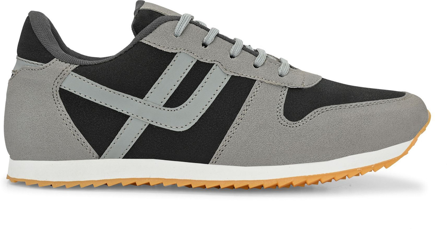 Image of Roadster Comfortable Outdoor Lightweight Sneakers For Men