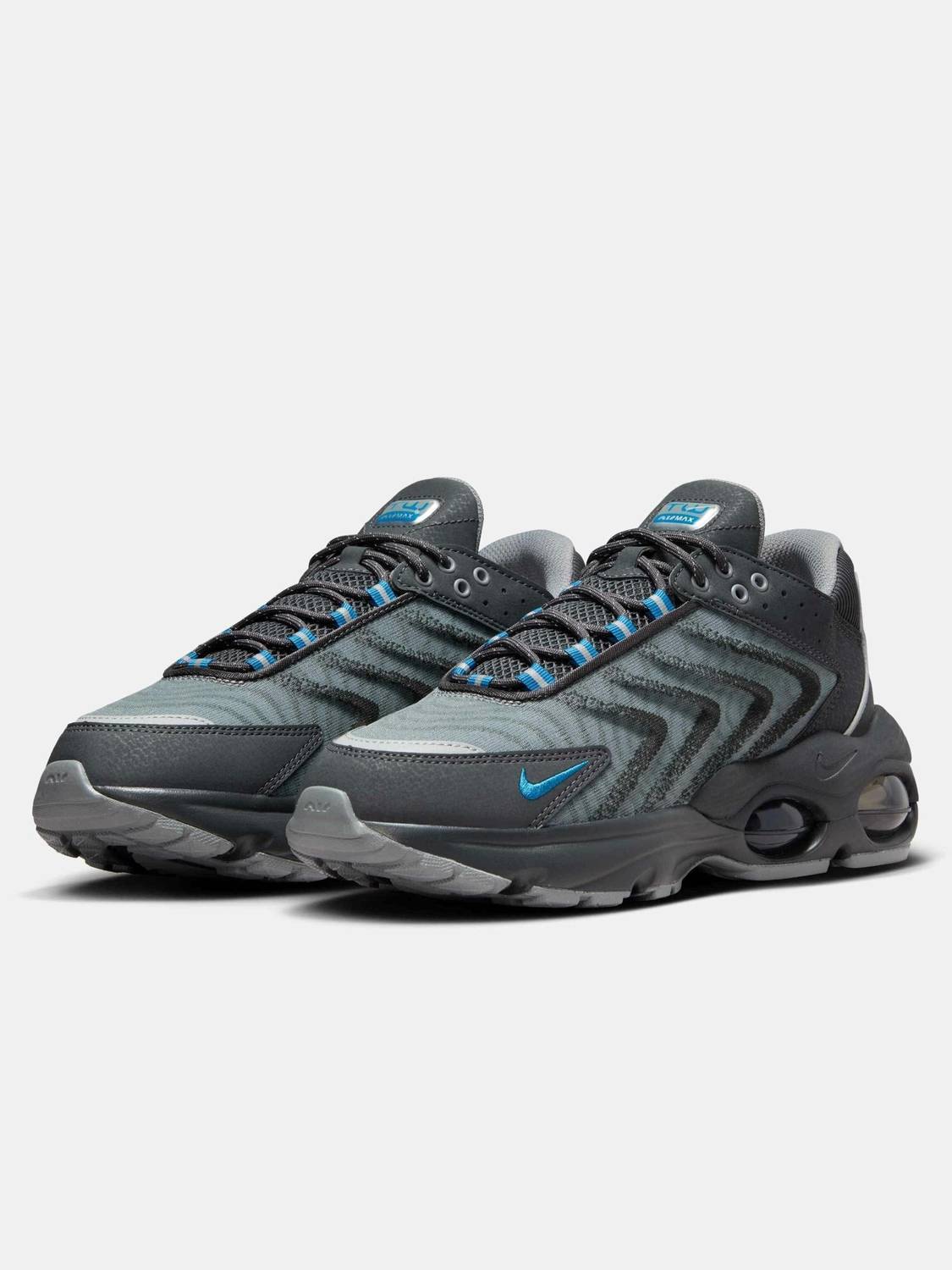 NIKE Air Max TW Next Nature Sneakers For Men - Buy NIKE Air  display picture 1