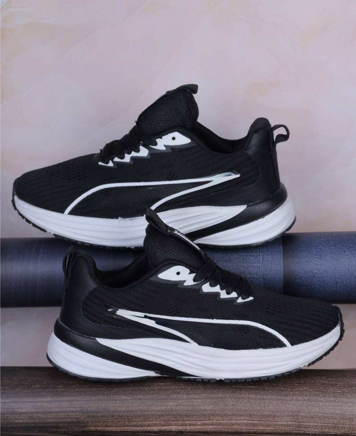 そりゅ  Solitaire Shoes for Men | Sneaker for Men | Sports Shoes Running