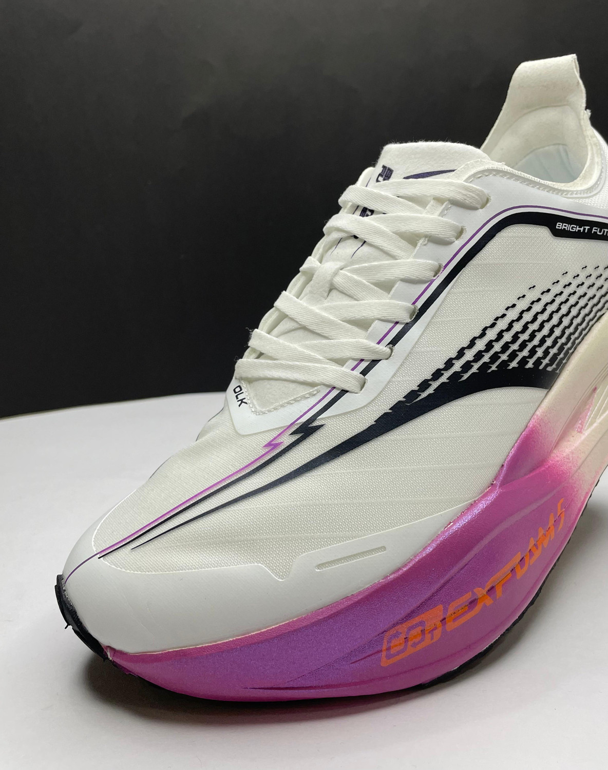 Image of Ethan Ethan Neon Pop Sole Sports Running Shoes For Men