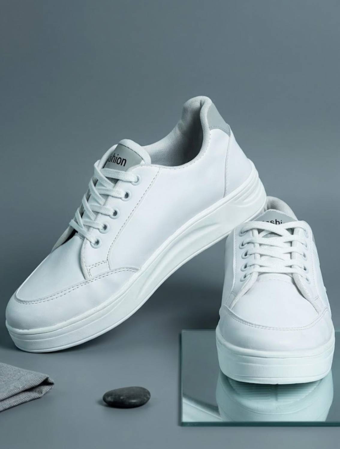 FooTken Sneakers For Men White - Image 1