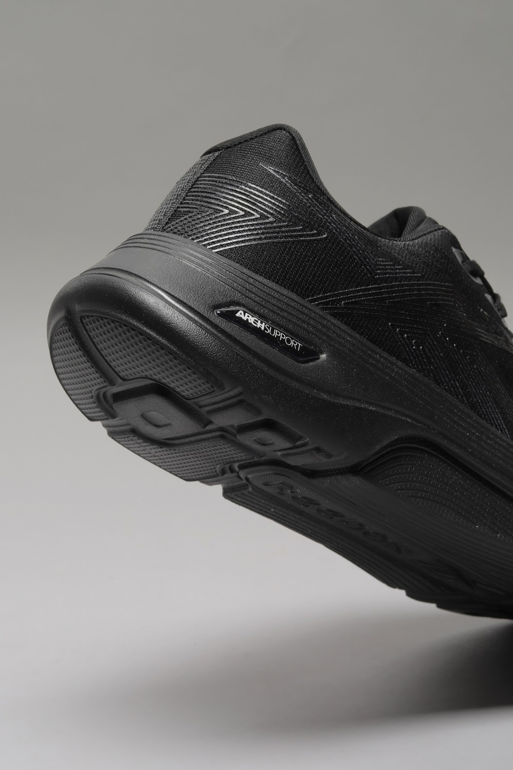 Image of REEBOK Walking Shoes For Men
