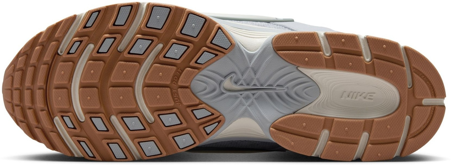 Image of NIKE V5 RNR Sneakers For Men