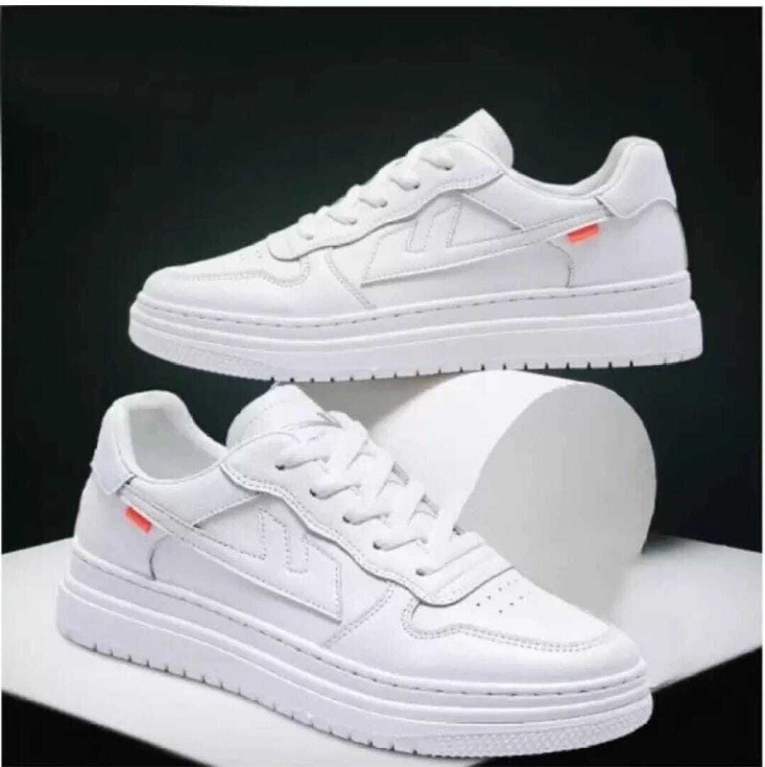 Image of Sonolite Sneakers For Men