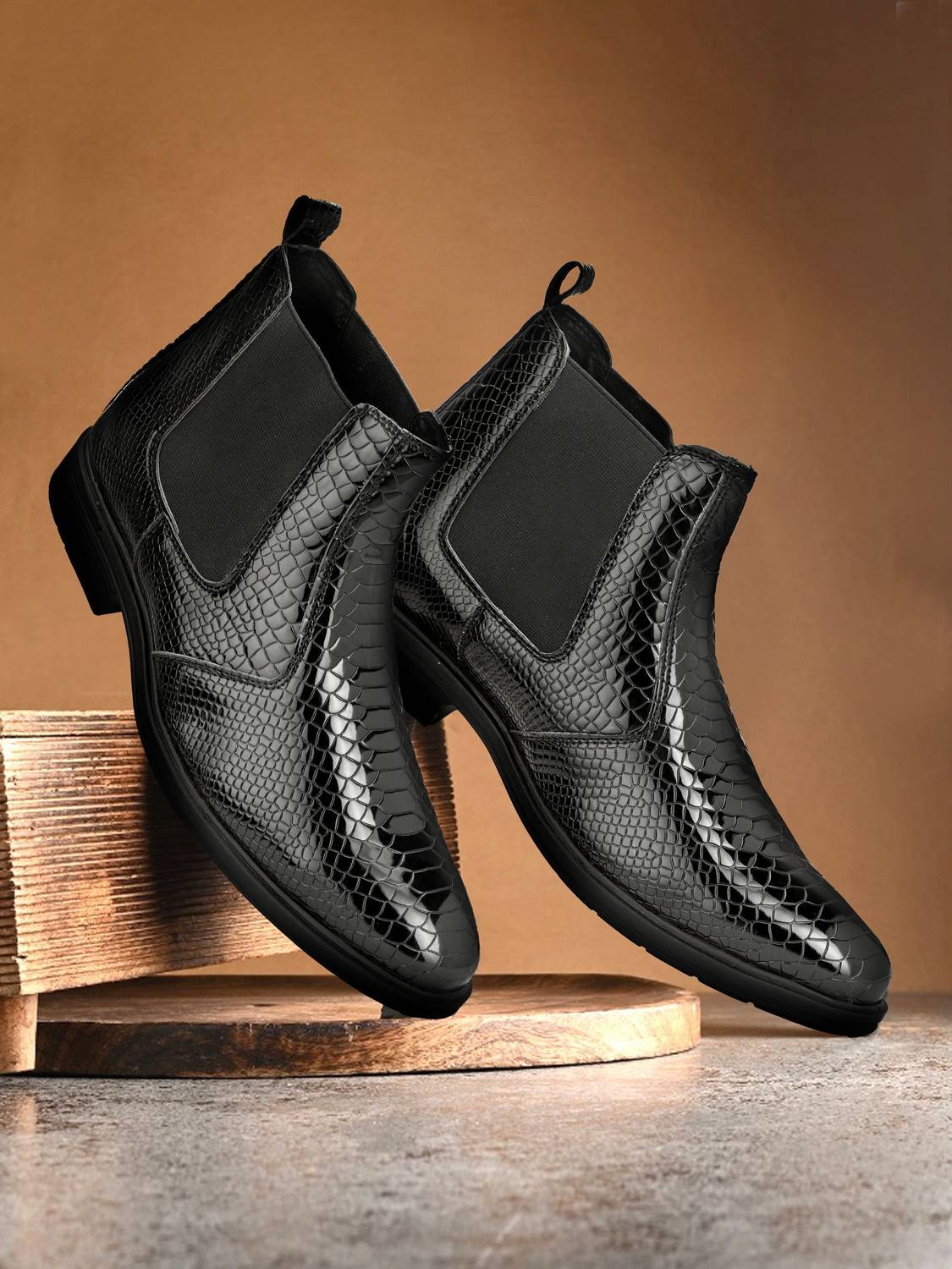STALAG Men's Croco Texture Synthetic Leather Chelsea Boots - Image 1