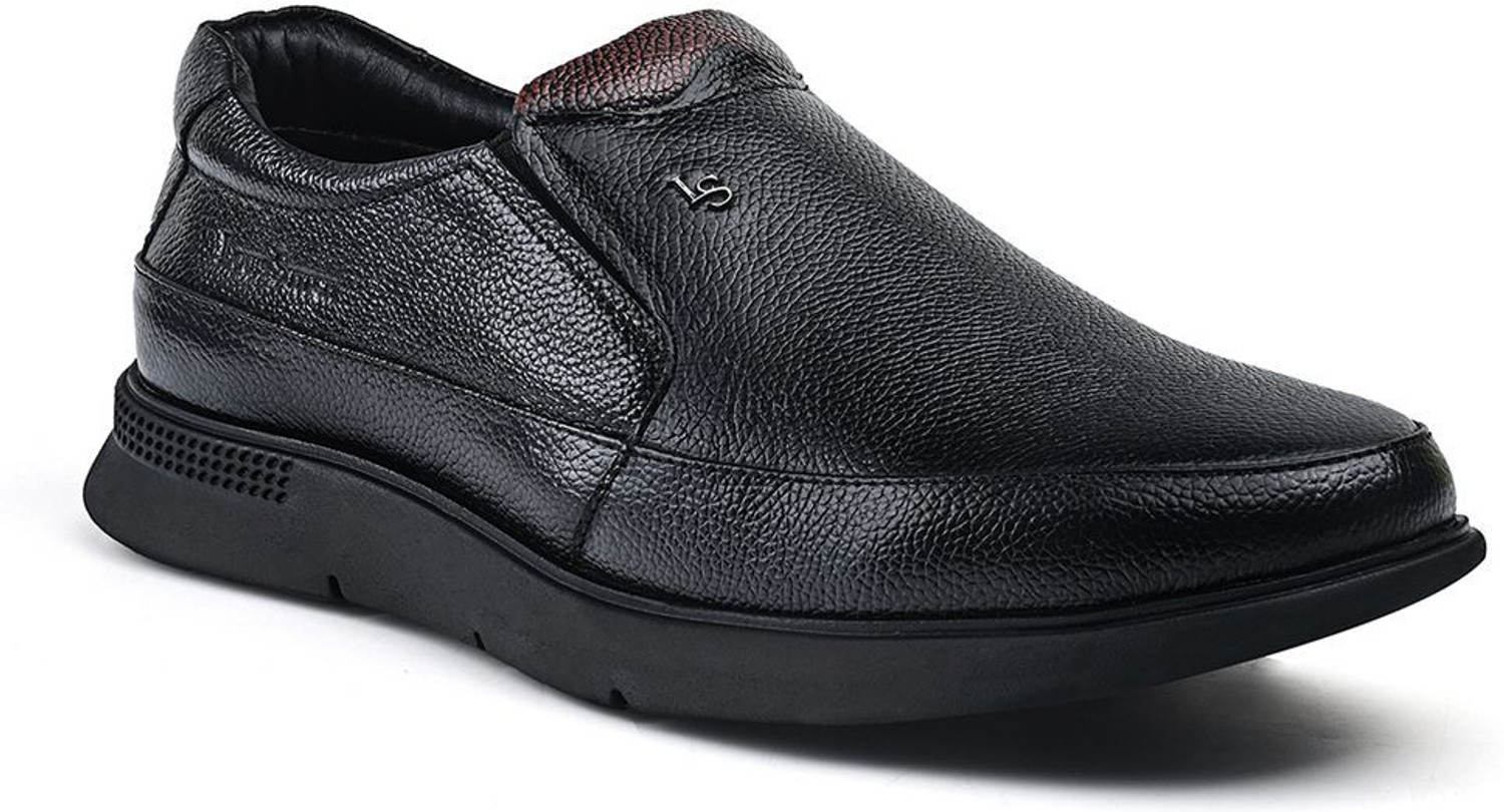 Image of LOUIS STITCH Black Genuine Leather Slip-On Shoes for Men, LSLXPDMCJB Mocassin For Men