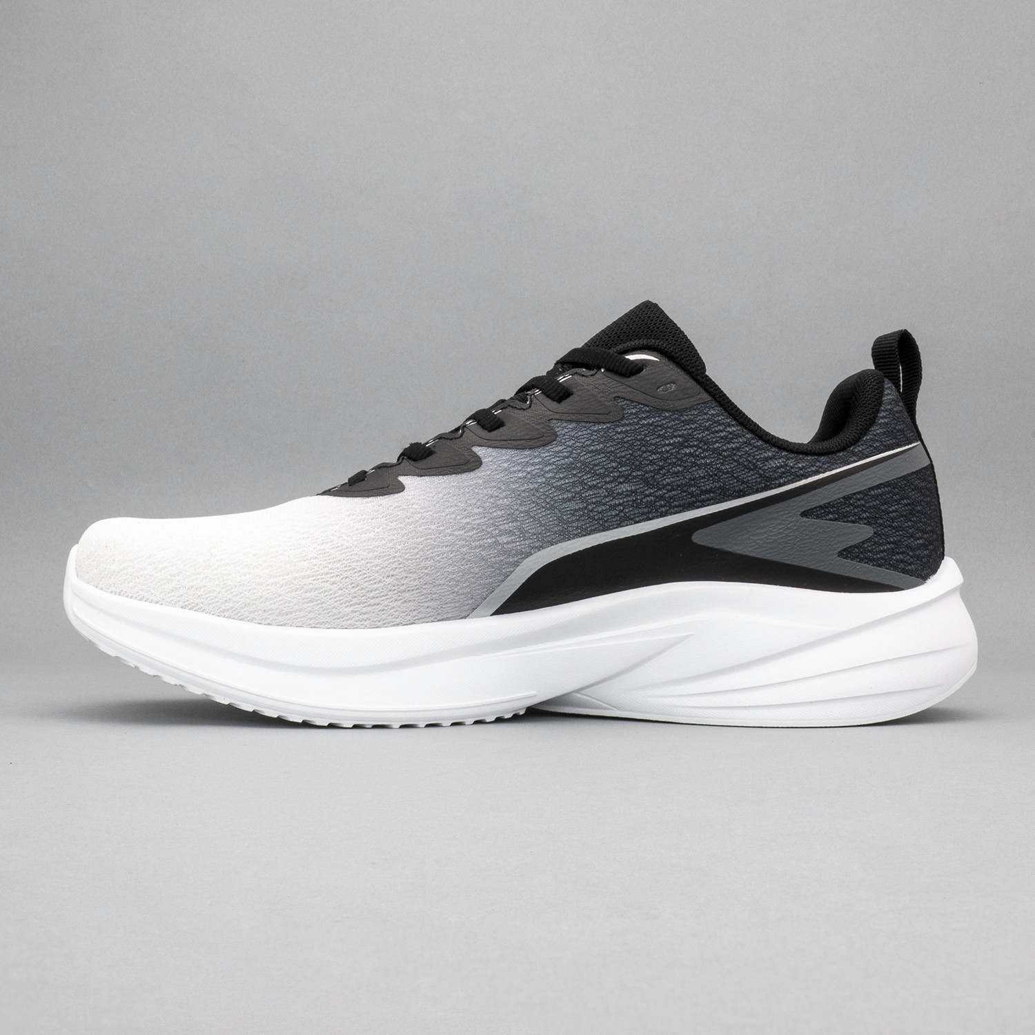 Image of RED TAPE Low-Cut Athleisure Shoes Walking Shoes For Men