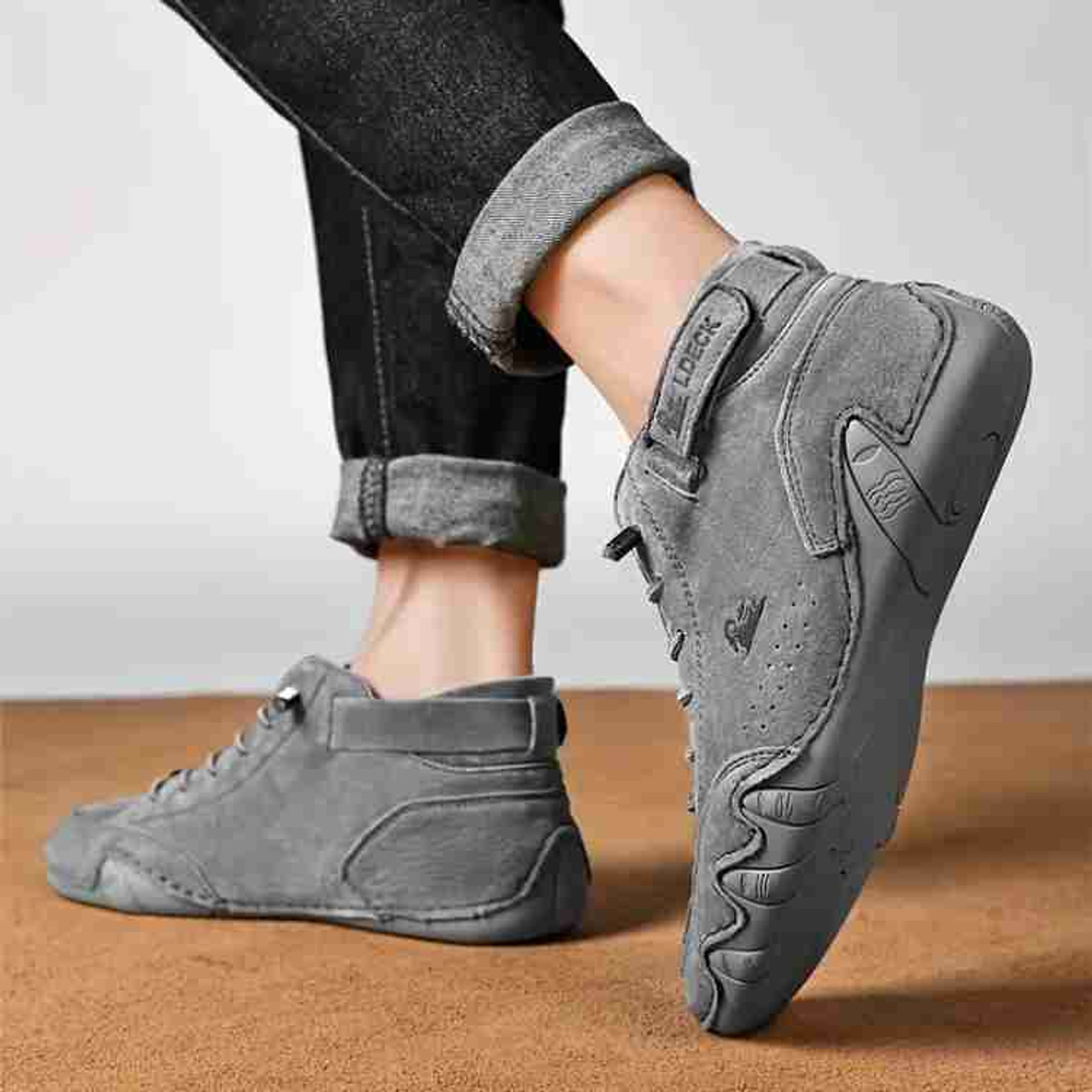 Image of Valin Fox Sneakers For Men
