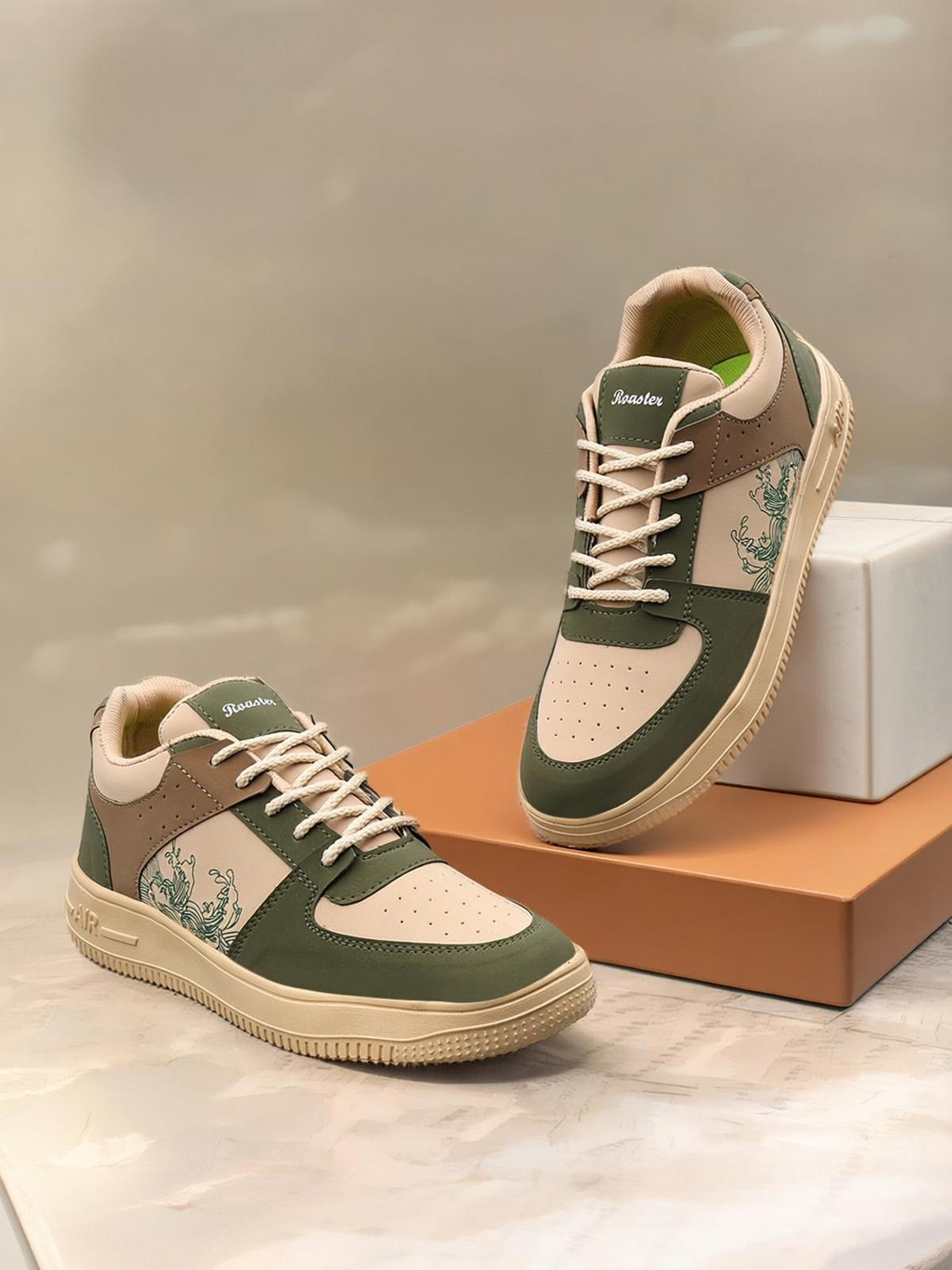 Image of ROASTER Casual Sneakers For Men