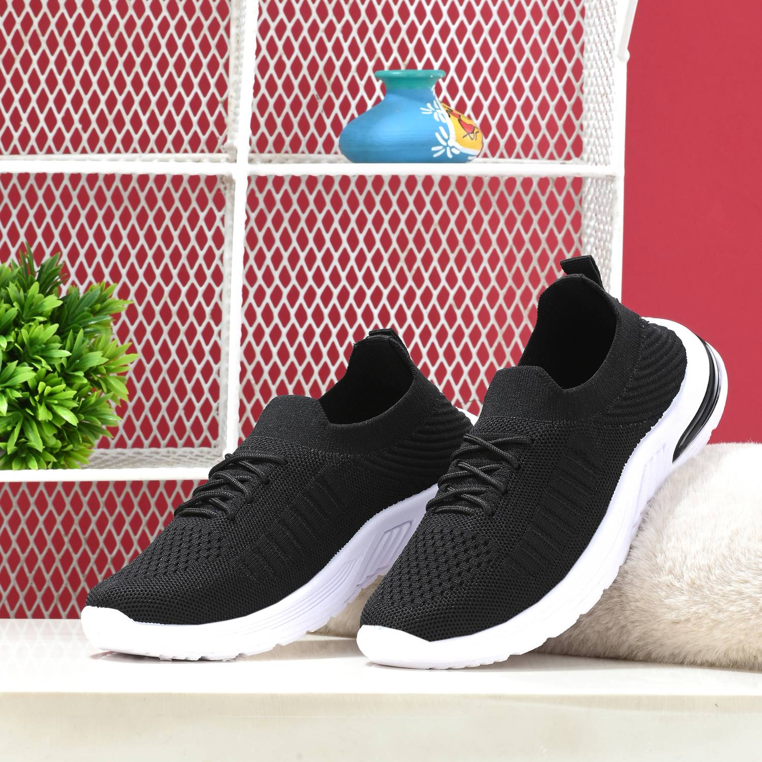 Solepro Men's Latest High Quality Trending Running & walking Sports Shoes Sneakers For Women