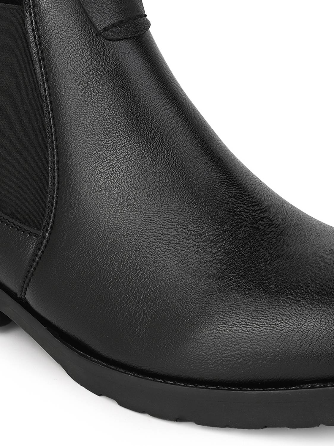 Roadster Men Black Chelsea Boots - Image 5