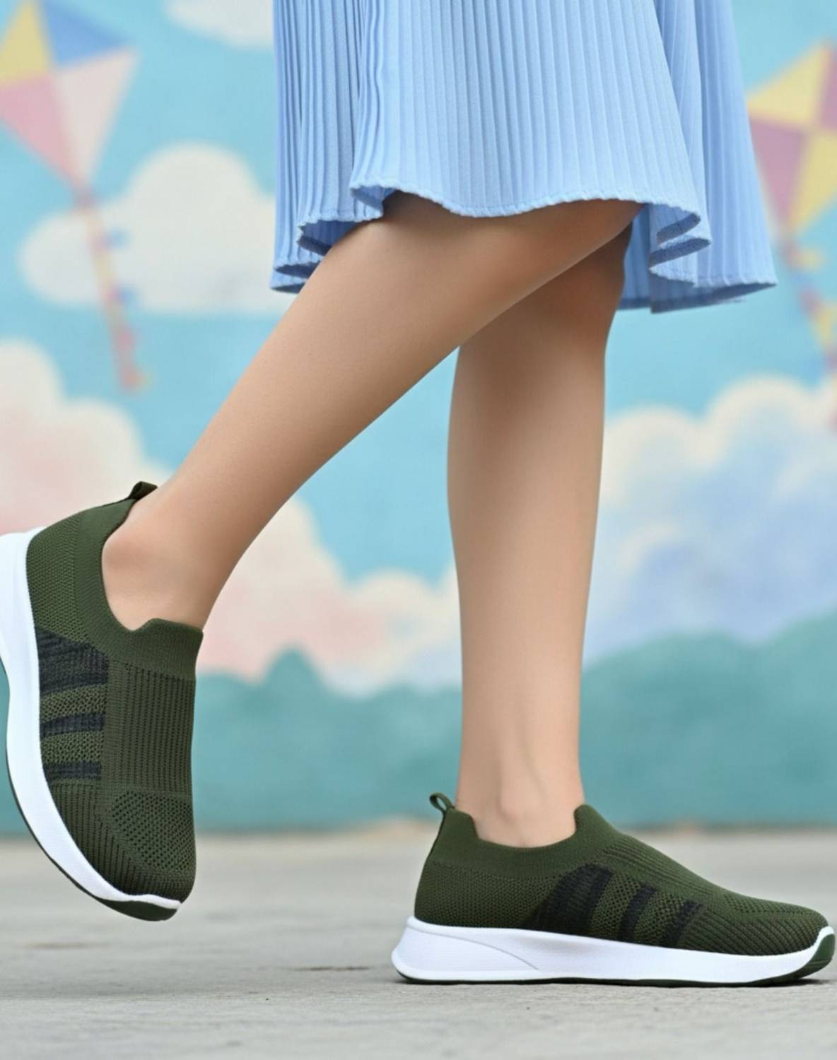 jootiyapa Trending Casual Slip-On Shoes For Women Slip On Sneaker