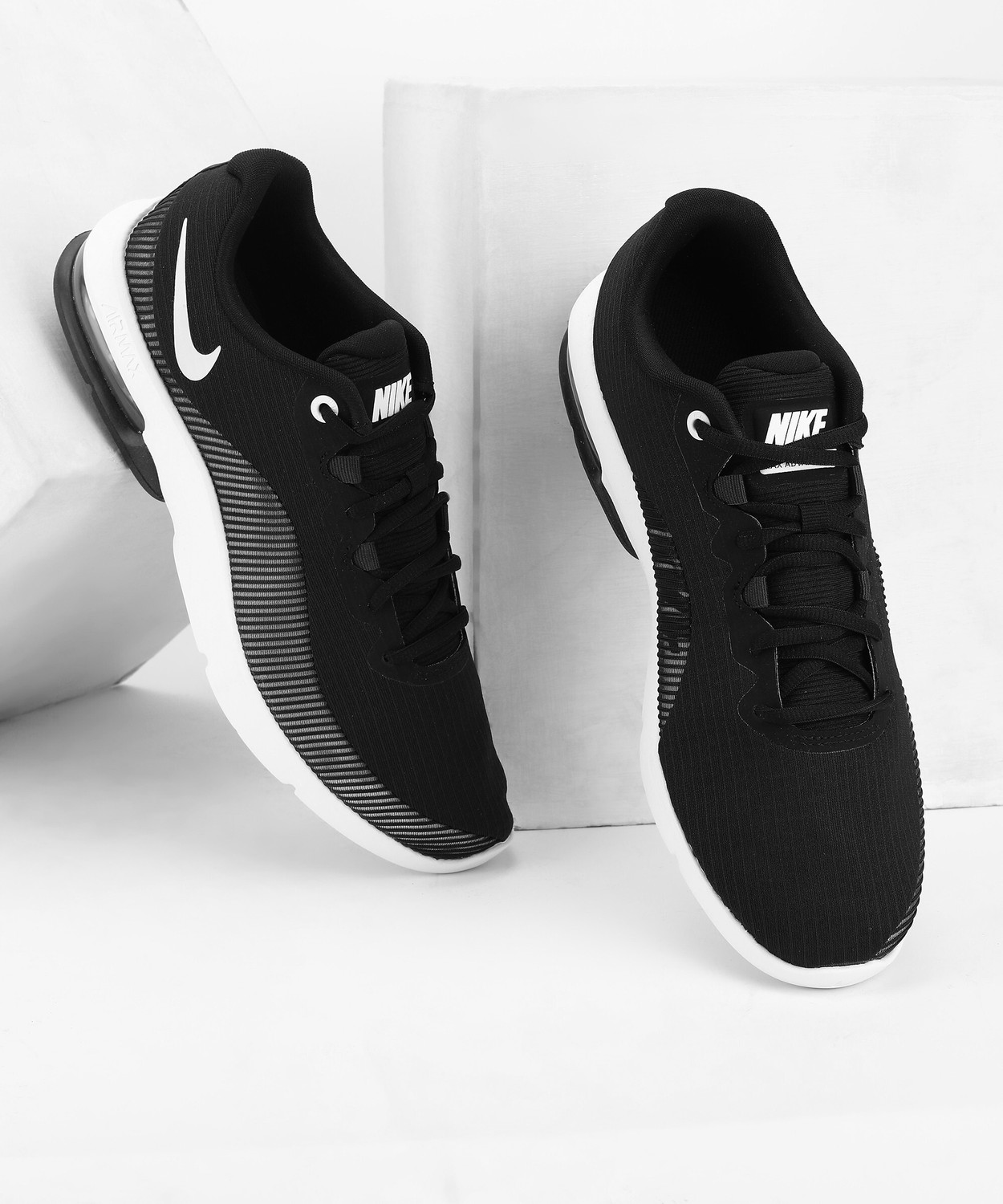 nike air max advantage 2 mens