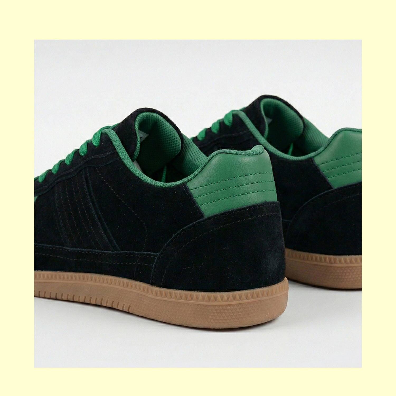 Image of Roadster Sneakers For Men