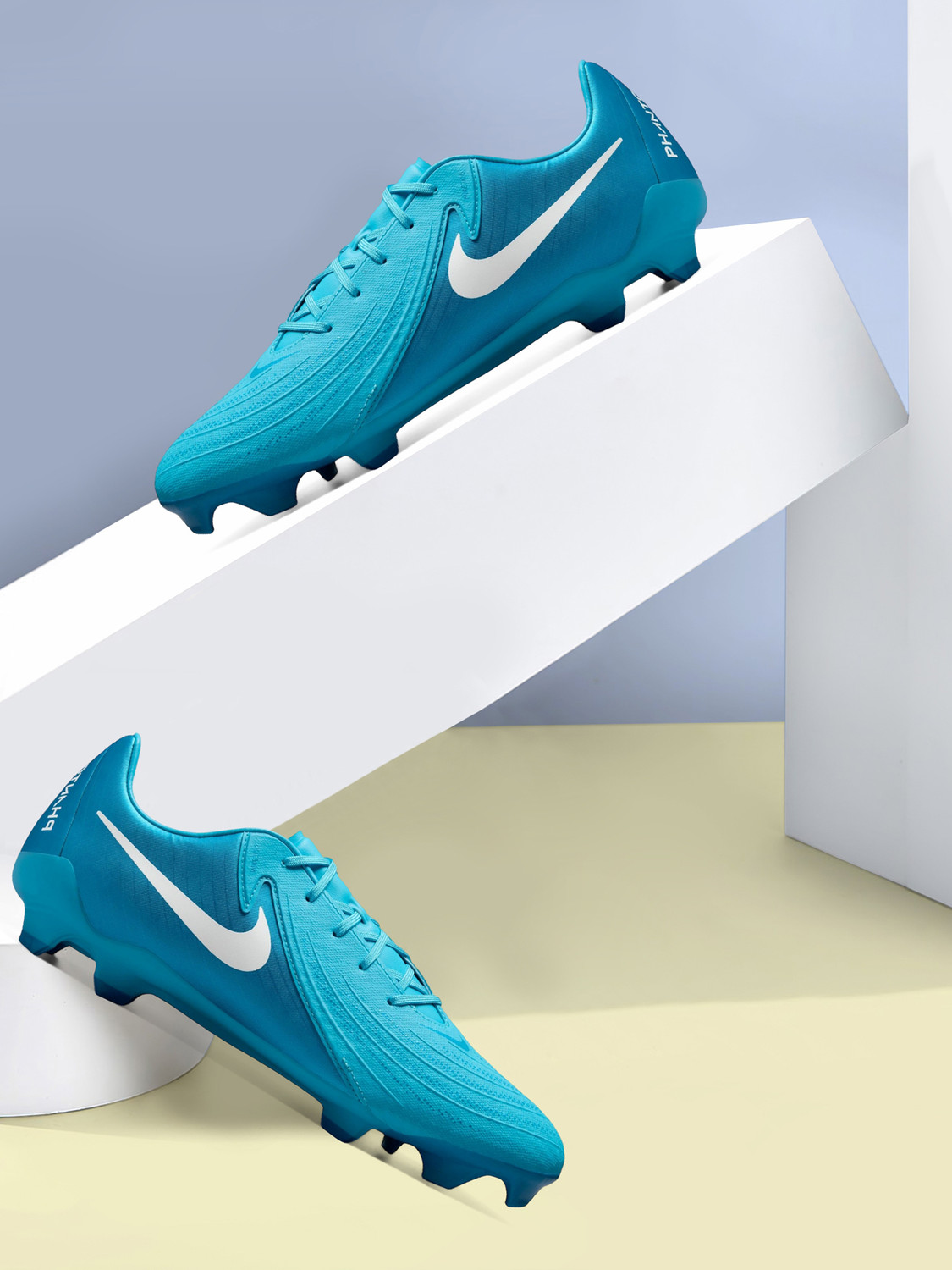 sepatu bola nike vapor academy