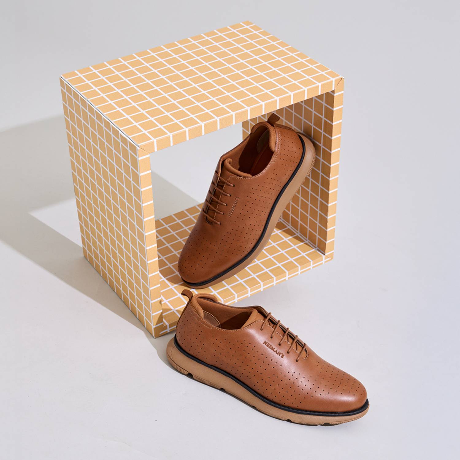 Neemans Flexy Brogues Men Brown - Image 1