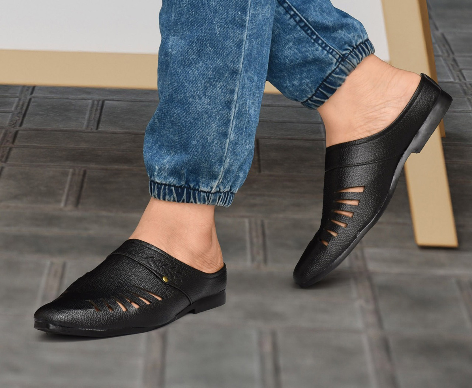 Image of Umax Loafers For Men