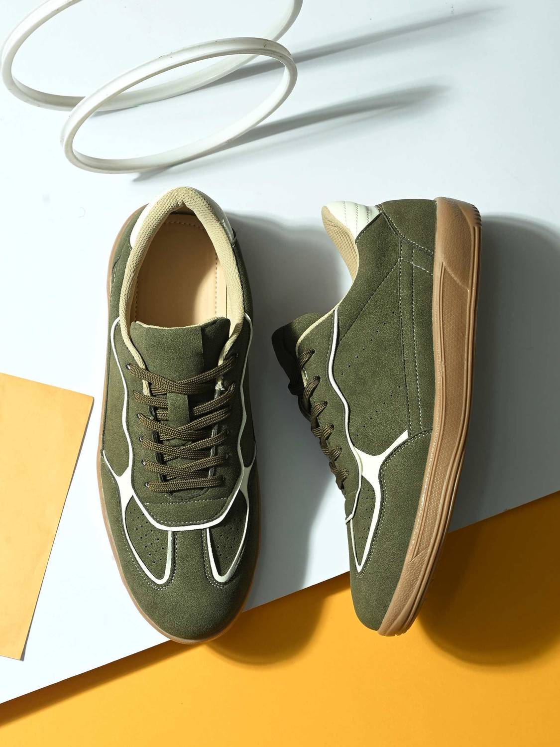 Roadster Men's Green Sneakers - Image 1