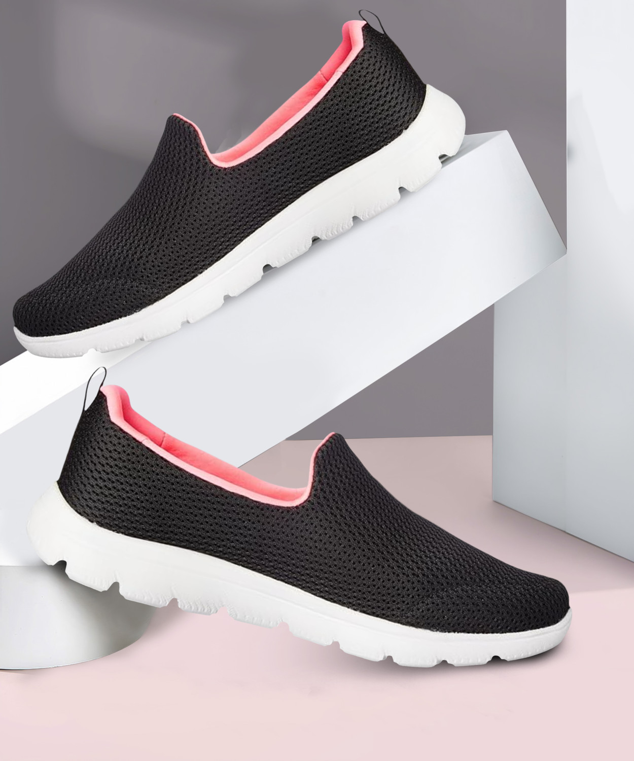 Image of Skechers SUMMITS Sneakers For Women