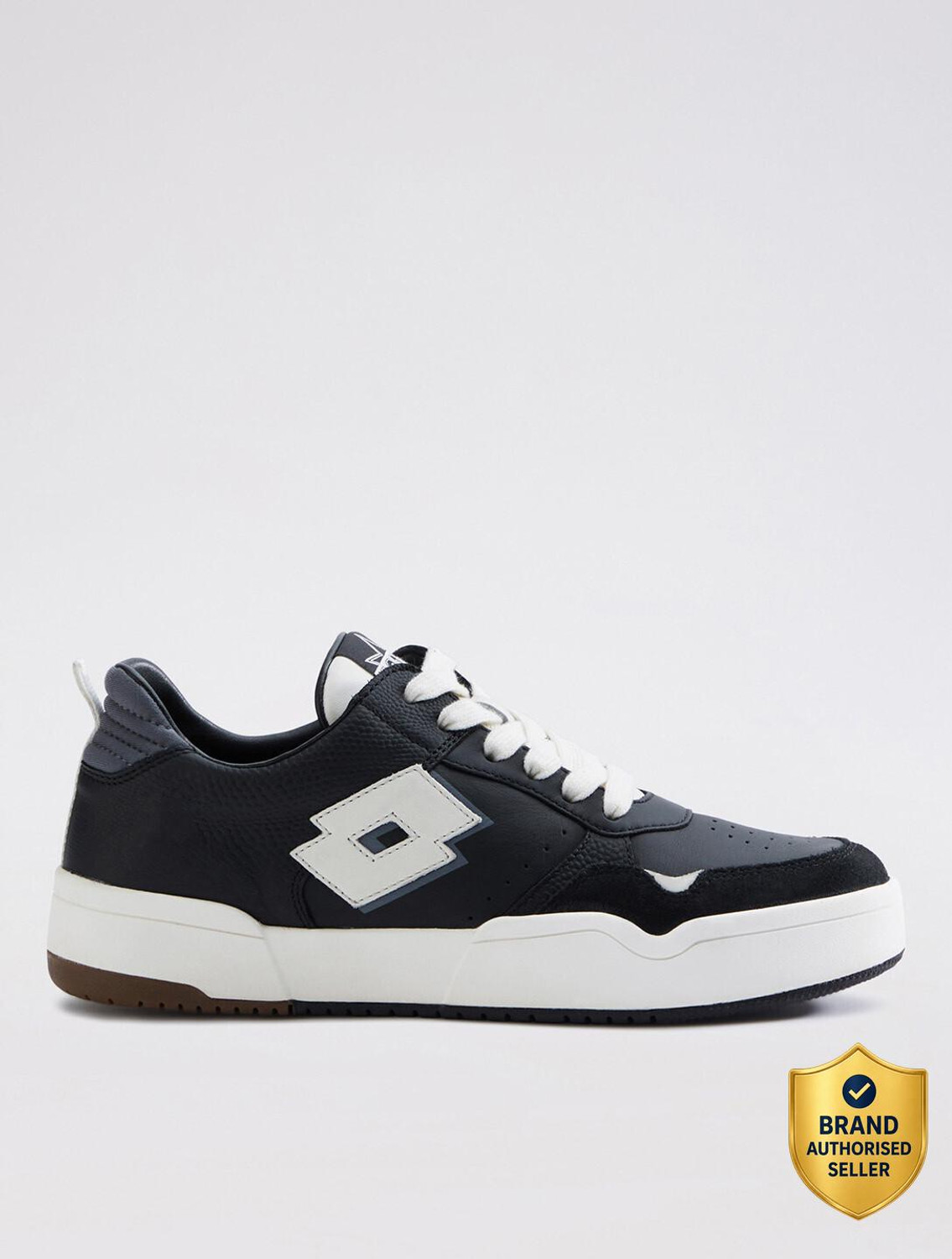 Image of LOTTO Hoop Star OG Sneakers For Men