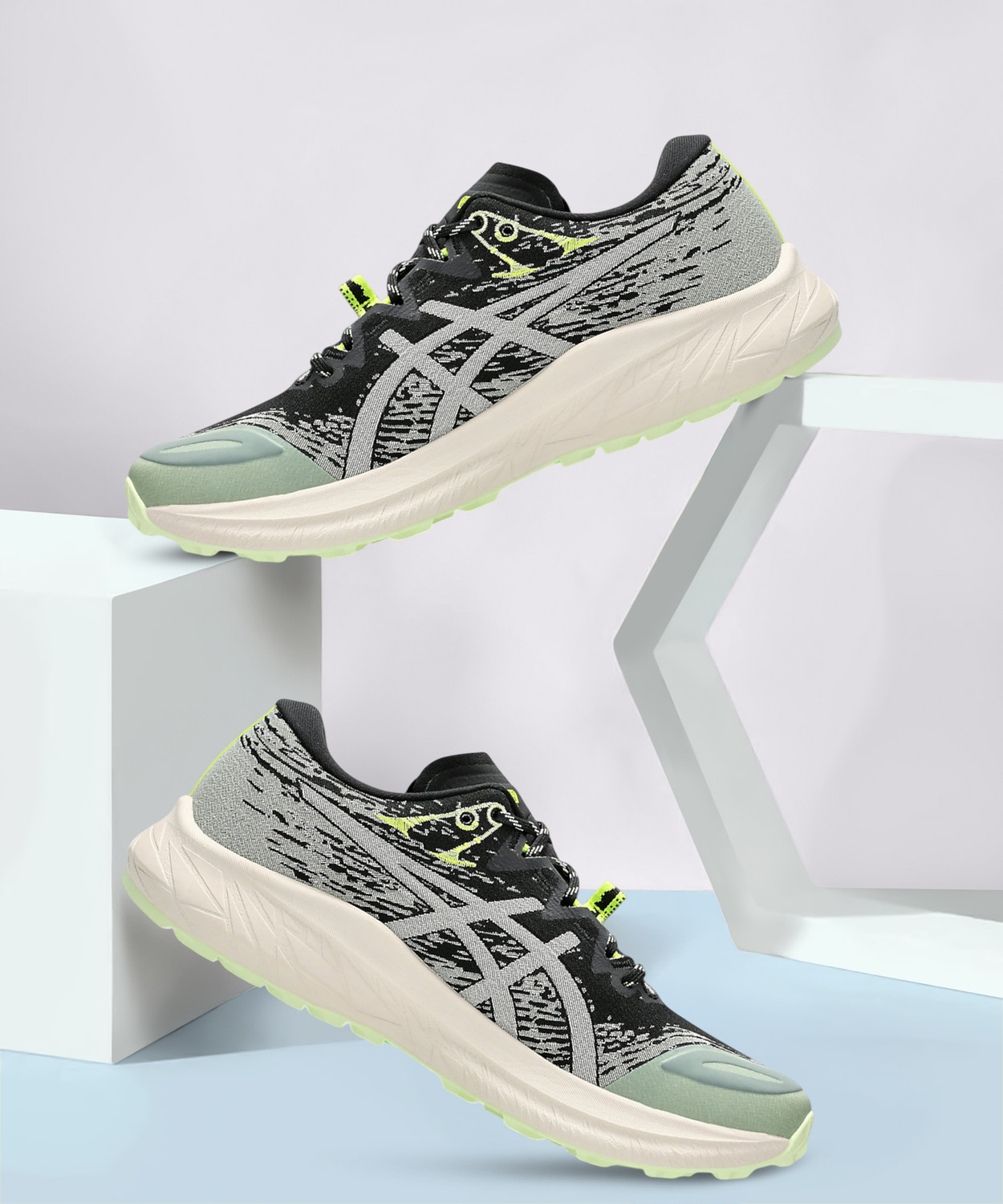 Image of Asics Fuji Lite 5 Running Shoes For Men