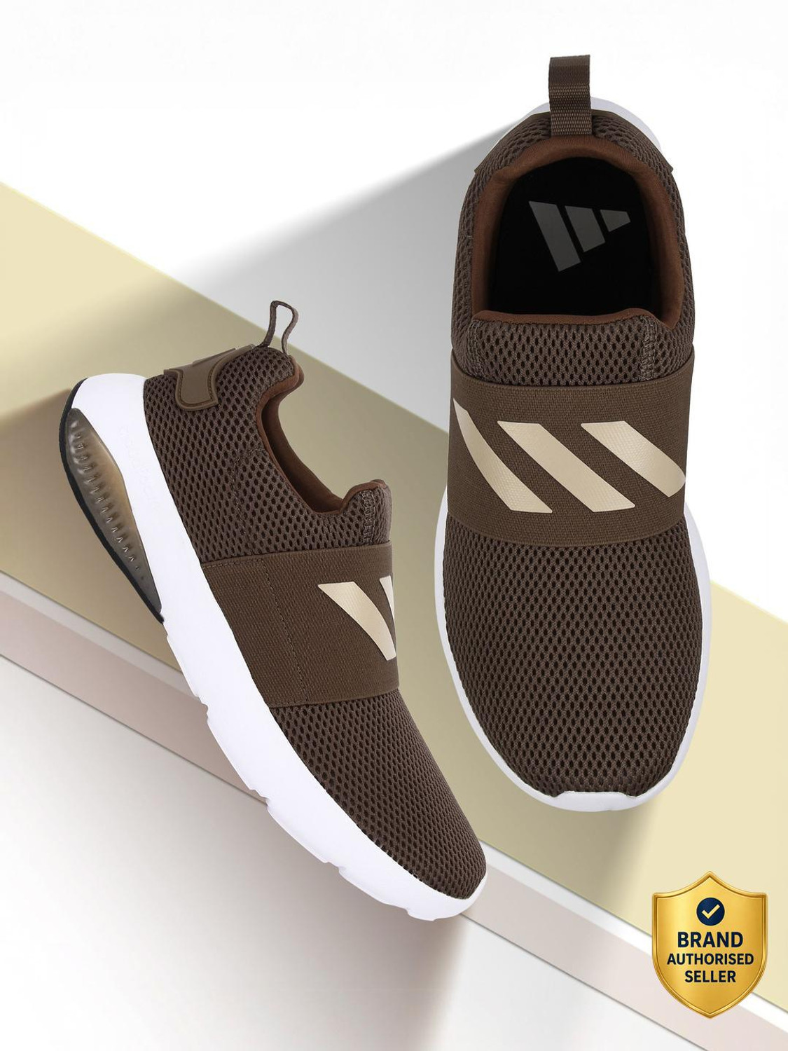 Image of ADIDAS gladde walk M Walking Shoes For Men
