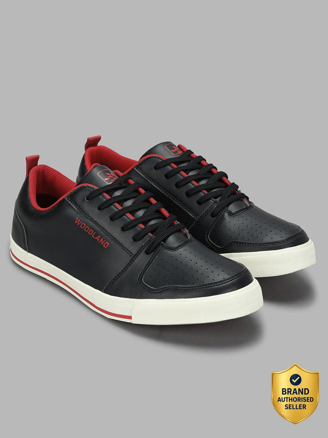 Image of WOODLAND Lace Up Lightweight Breathable Comfortable Daily Use Casuals For Men