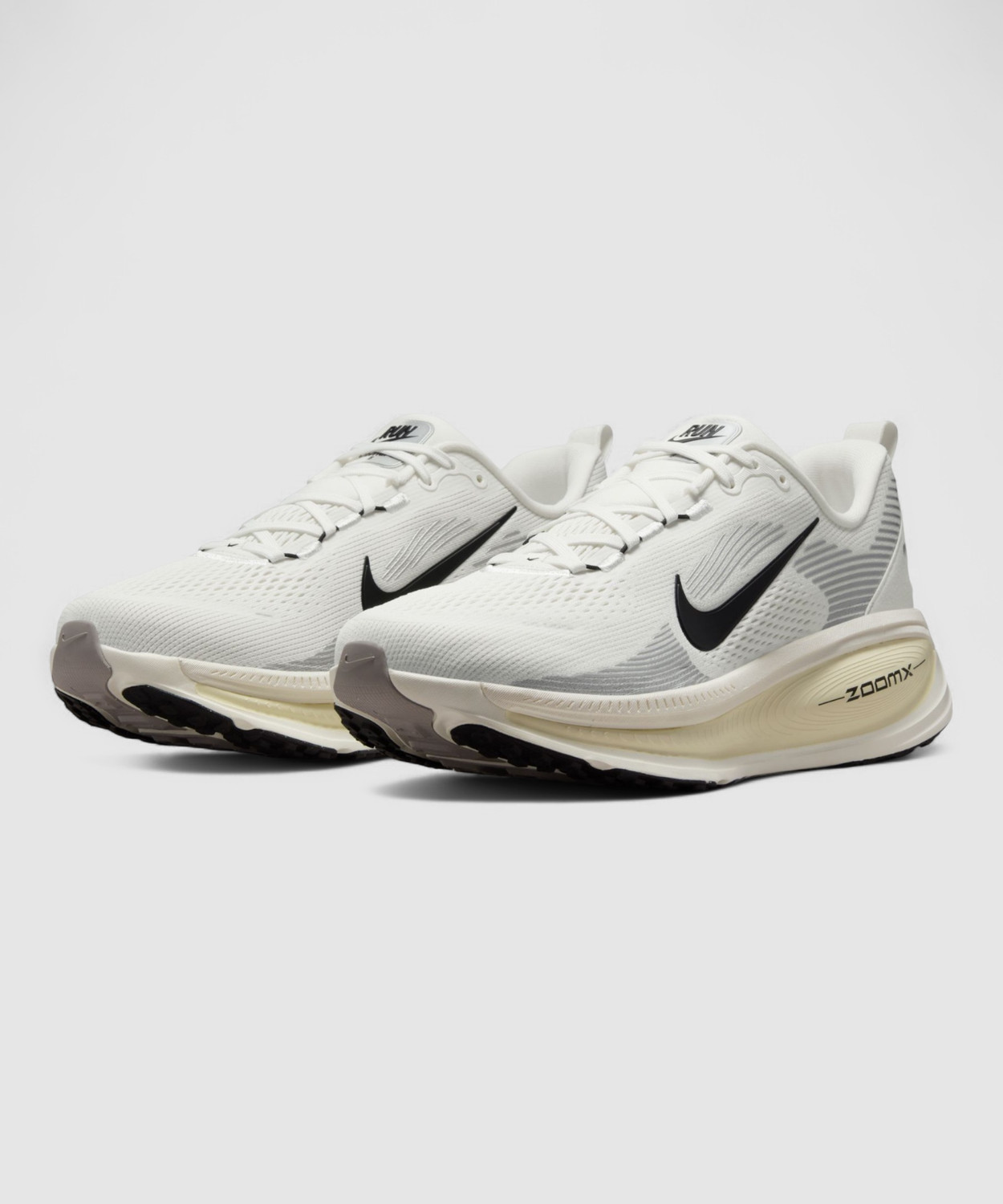 Image of NIKE VOMERO 18 Running Shoes For Men