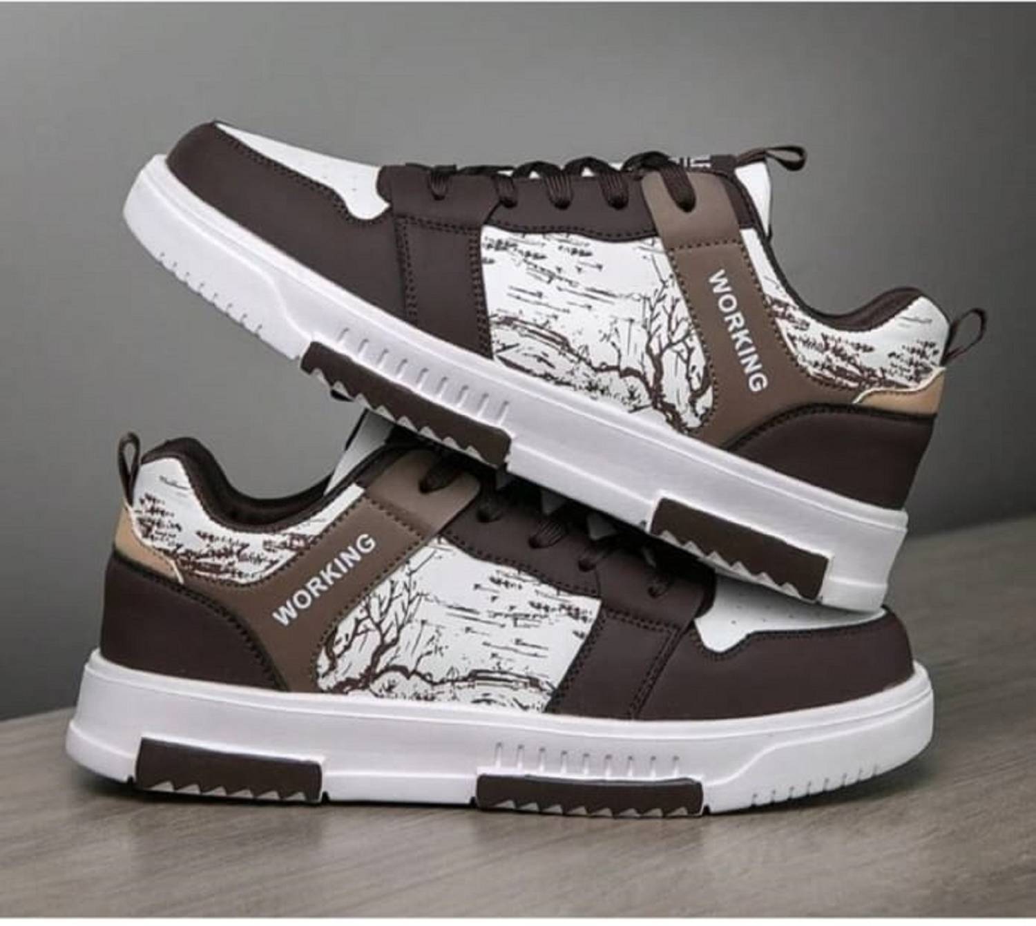 Rising Monk Men's Lightweight Sneakers - Image 1