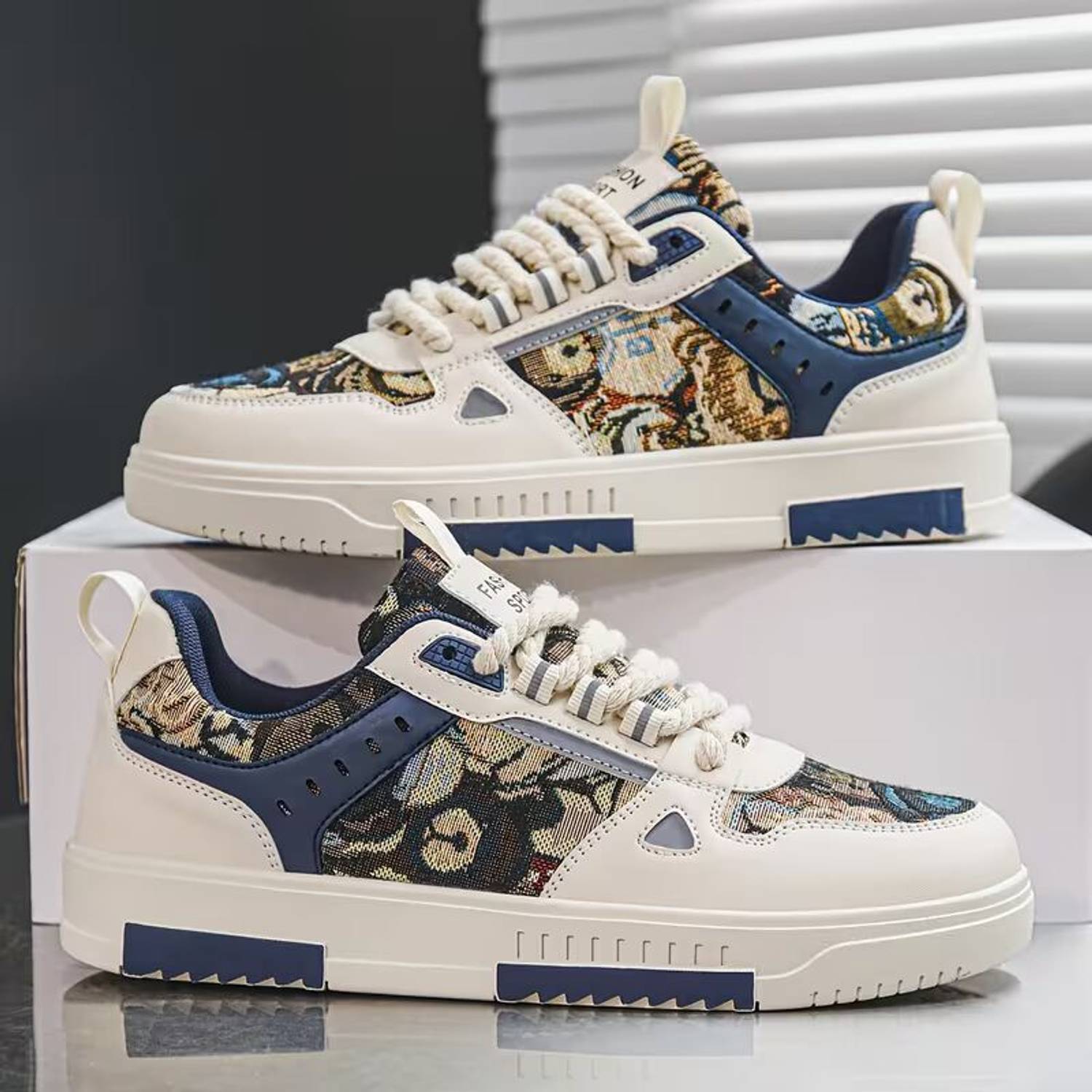 Echor Casual Printed Sneakers for Men
