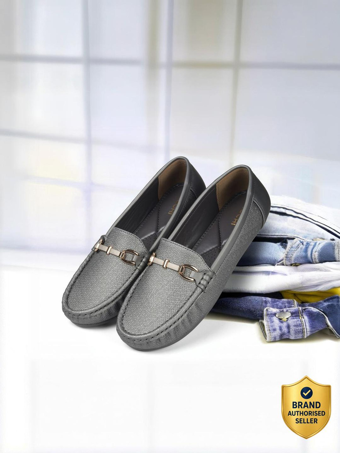 Image of MOCHI 31-910 Loafers For Women