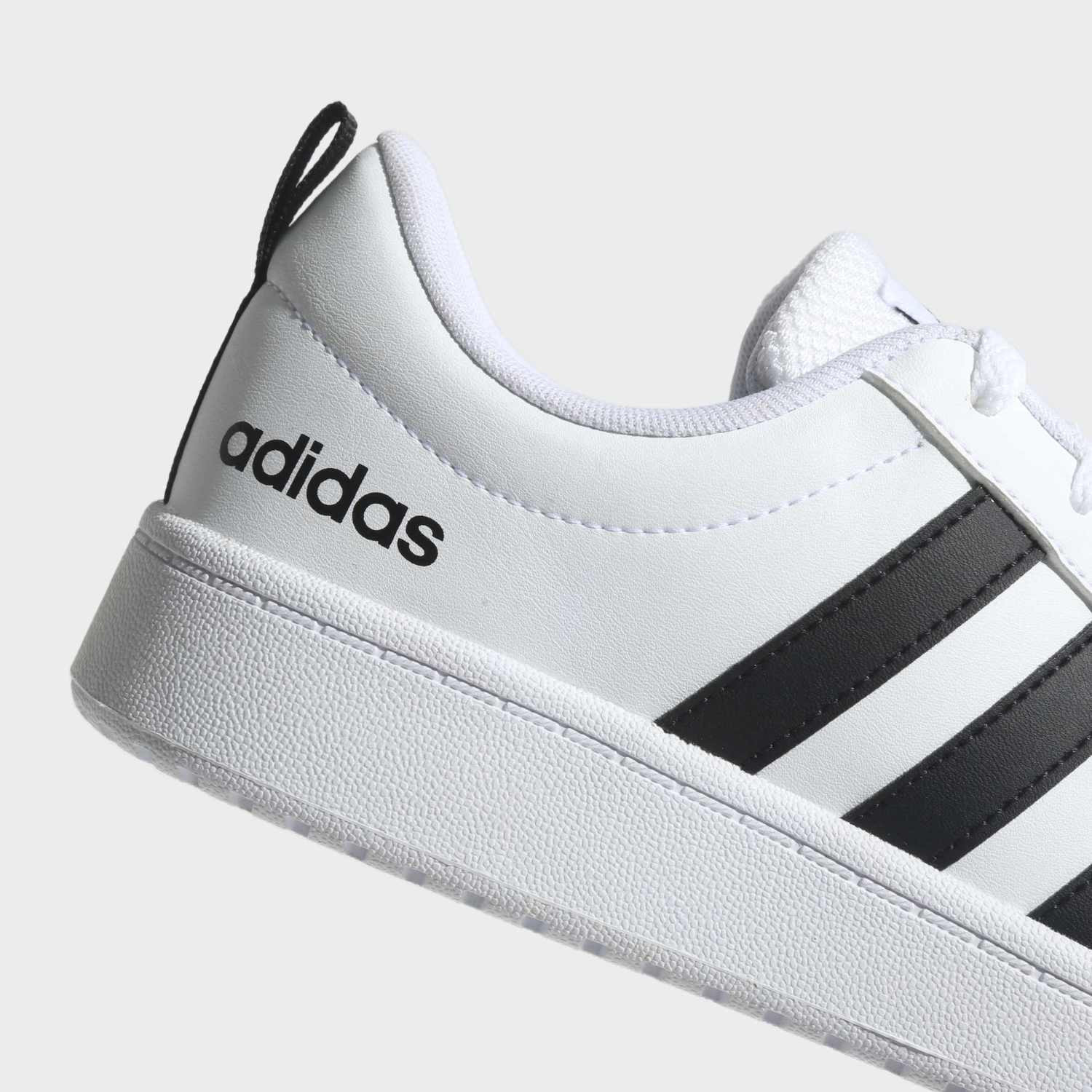 Image of ADIDAS VS PACE 2.0 IKD Sneakers For Men