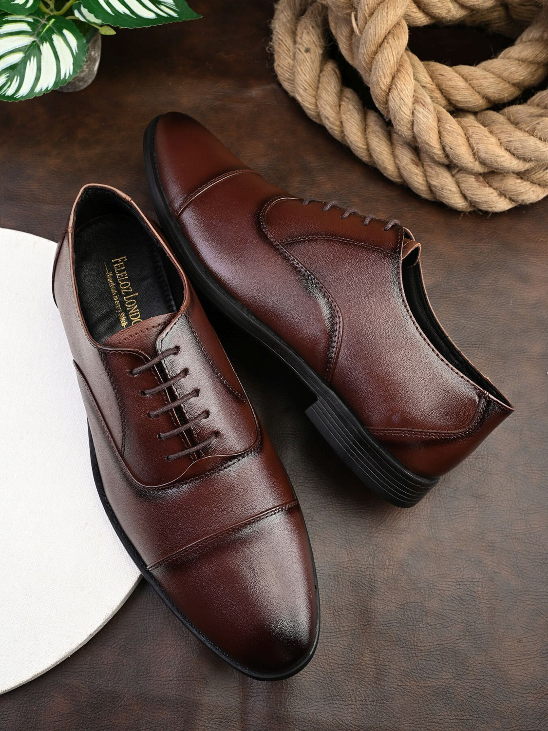 Image of FELELOZ LONDON Lace Up For Men